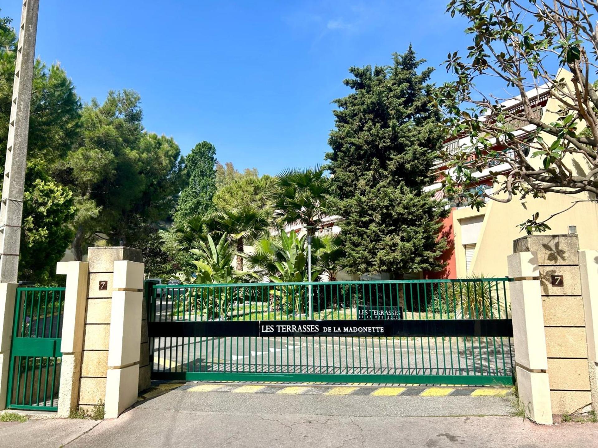 Appartement Luxe - 3 Pieces Avec Vue Mer, Piscine Et Tennis Ницца Экстерьер фото